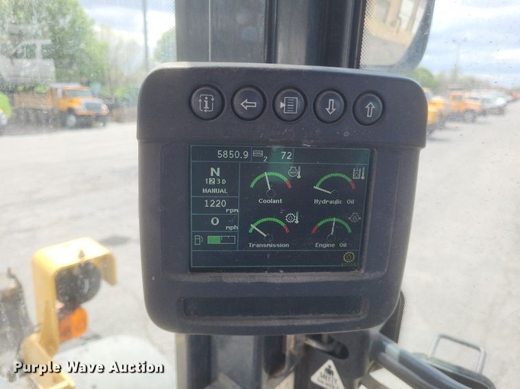 image for item EJ7891 2011 John Deere 544K wheel loader