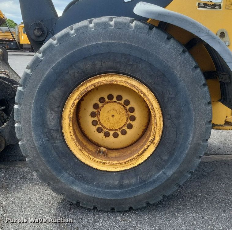 image for item EJ7891 2011 John Deere 544K wheel loader