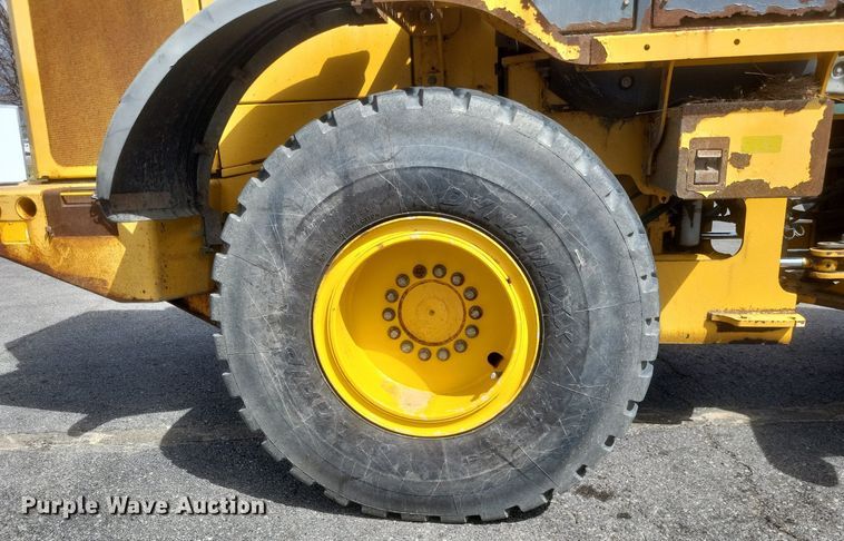 image for item EJ7891 2011 John Deere 544K wheel loader
