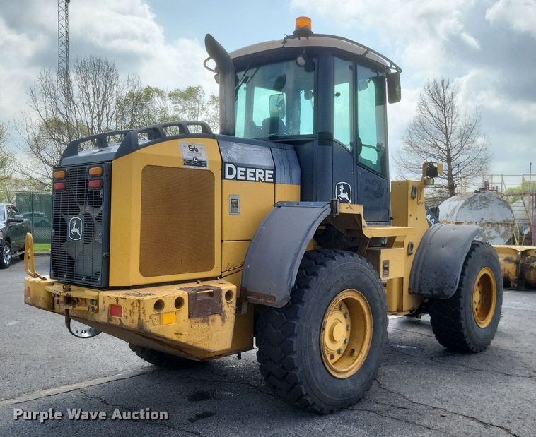 image for item EJ7893 2007 John Deere   444J  wheel loader
