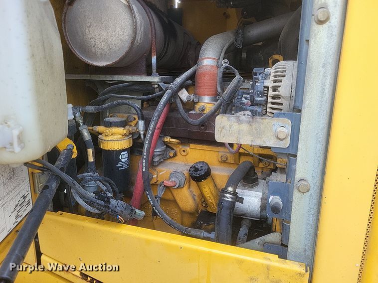 image for item EJ7893 2007 John Deere   444J  wheel loader