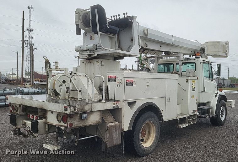 image for item EJ7895 2002 Freightliner  FL80 digger derrick truck