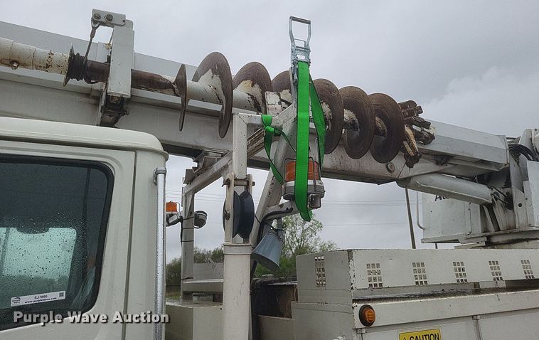 image for item EJ7895 2002 Freightliner  FL80 digger derrick truck