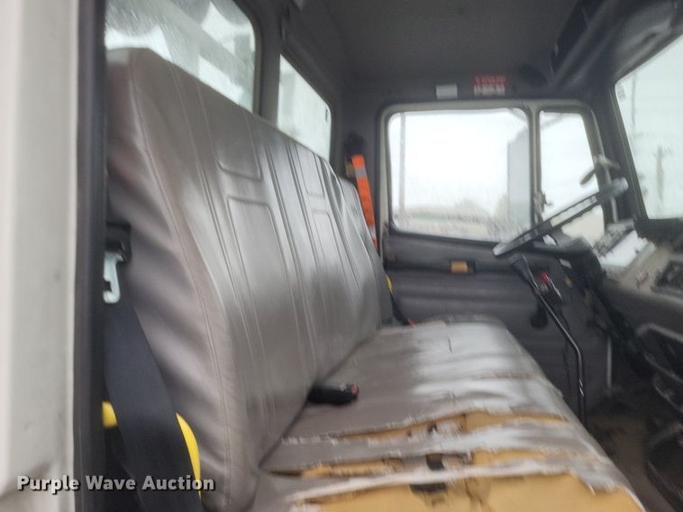 image for item EJ7895 2002 Freightliner  FL80 digger derrick truck