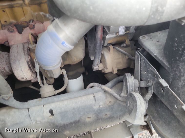 image for item EJ7895 2002 Freightliner  FL80 digger derrick truck