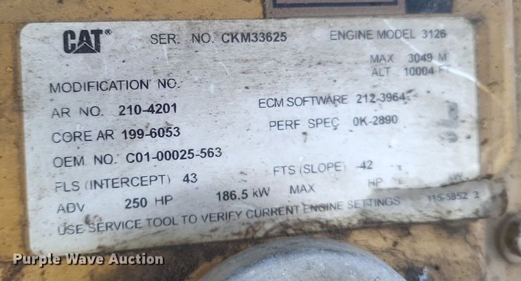 image for item EJ7895 2002 Freightliner  FL80 digger derrick truck