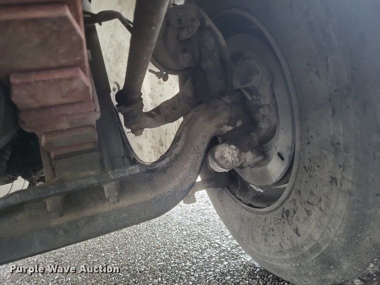 image for item EJ7895 2002 Freightliner  FL80 digger derrick truck