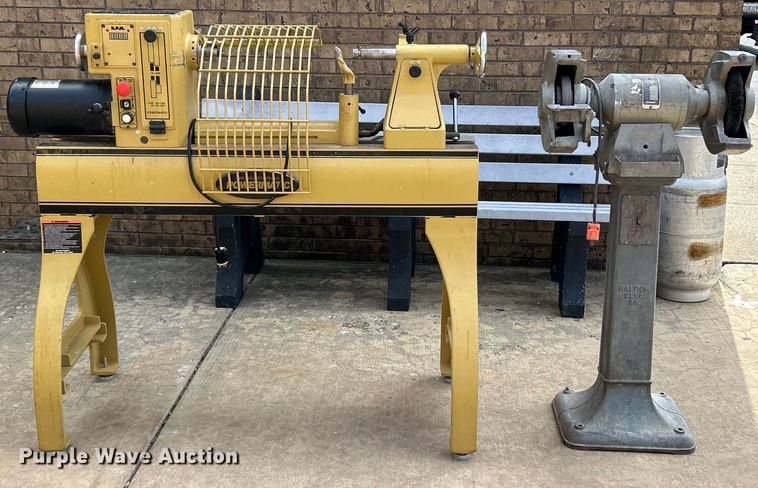 image for item EK4347 Powermatic 3520B wood lathe