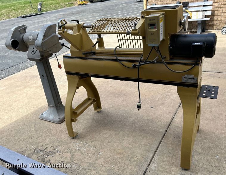 image for item EK4347 Powermatic 3520B wood lathe