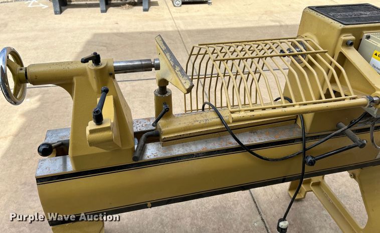 image for item EK4347 Powermatic 3520B wood lathe