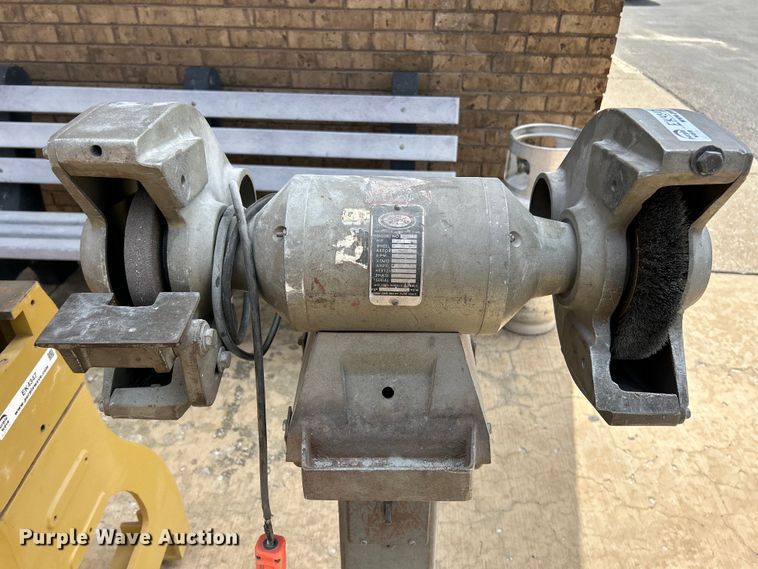 image for item EK4347 Powermatic 3520B wood lathe