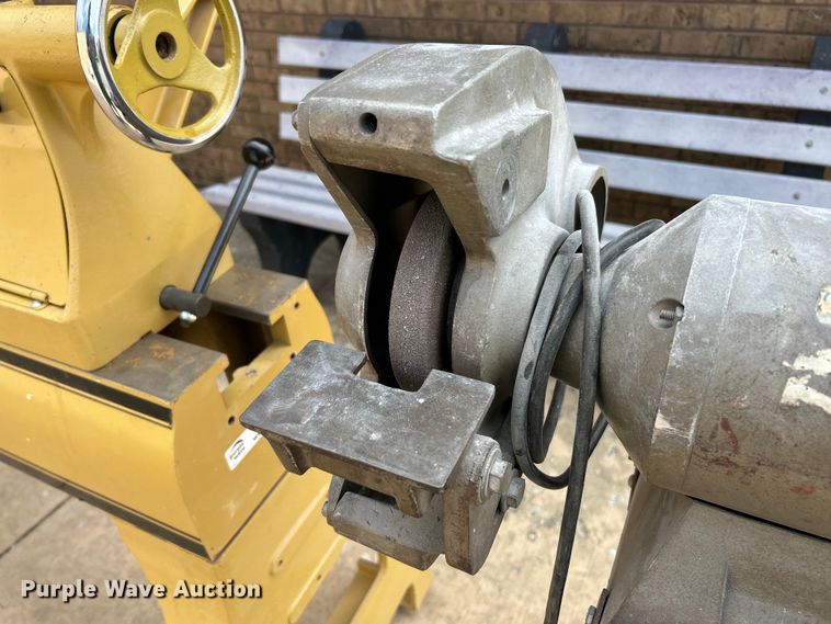 image for item EK4347 Powermatic 3520B wood lathe
