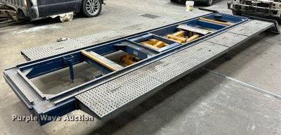 image for item EK4351 2002 Car-O-Liner frame machine 