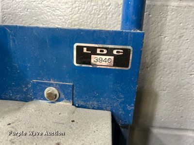 image for item EK4351 2002 Car-O-Liner frame machine 