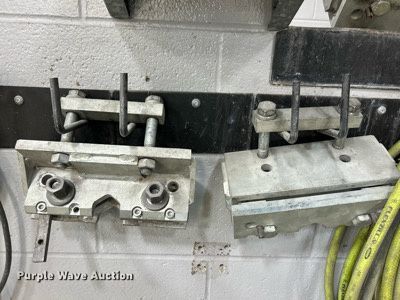 image for item EK4351 2002 Car-O-Liner frame machine 