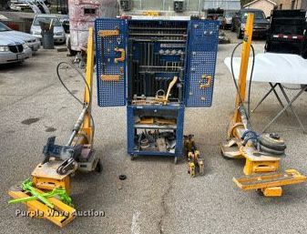 image for item EK4351 2002 Car-O-Liner frame machine 