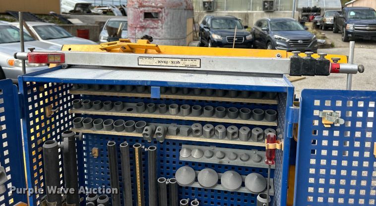 image for item EK4351 2002 Car-O-Liner frame machine 