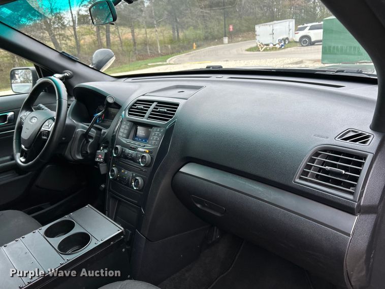 image for item EK4358 2017 Ford Explorer Police Interceptor SUV