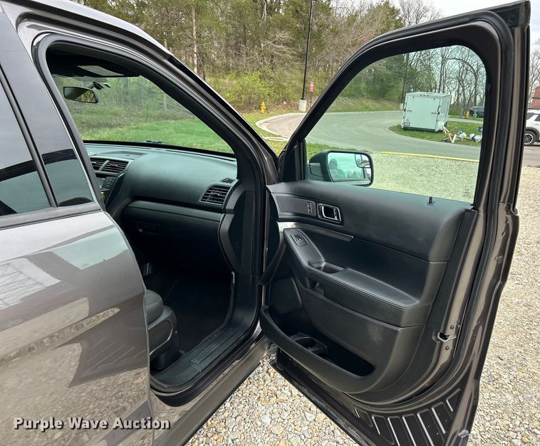 image for item EK4360 2017 Ford  Explorer Police Interceptor SUV