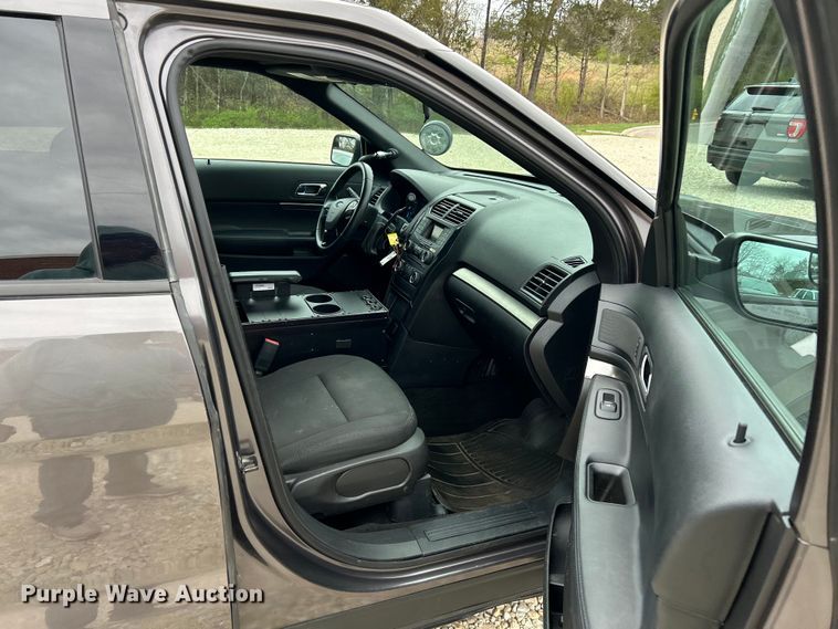 image for item EK4367 2017 Ford Explorer Police Interceptor SUV