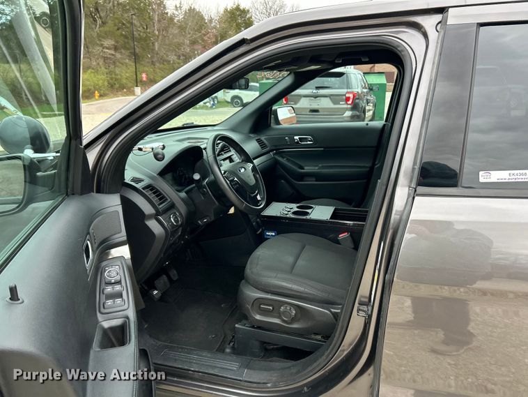 image for item EK4368 2017 Ford Explorer Police Interceptor SUV