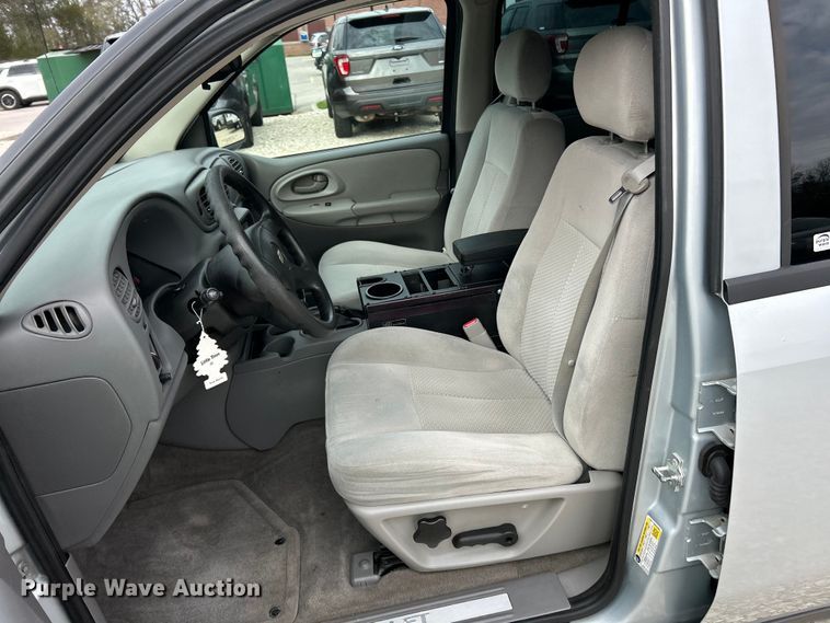 image for item EK4369 2008 Chevrolet Trailblazer LS SUV