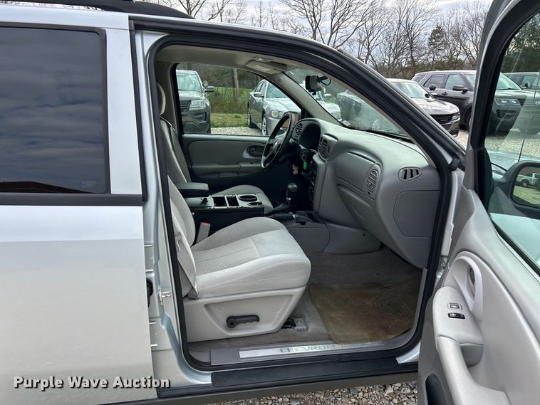 image for item EK4369 2008 Chevrolet Trailblazer LS SUV