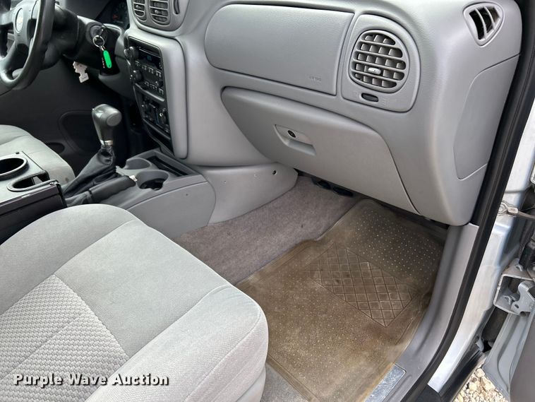 image for item EK4369 2008 Chevrolet Trailblazer LS SUV