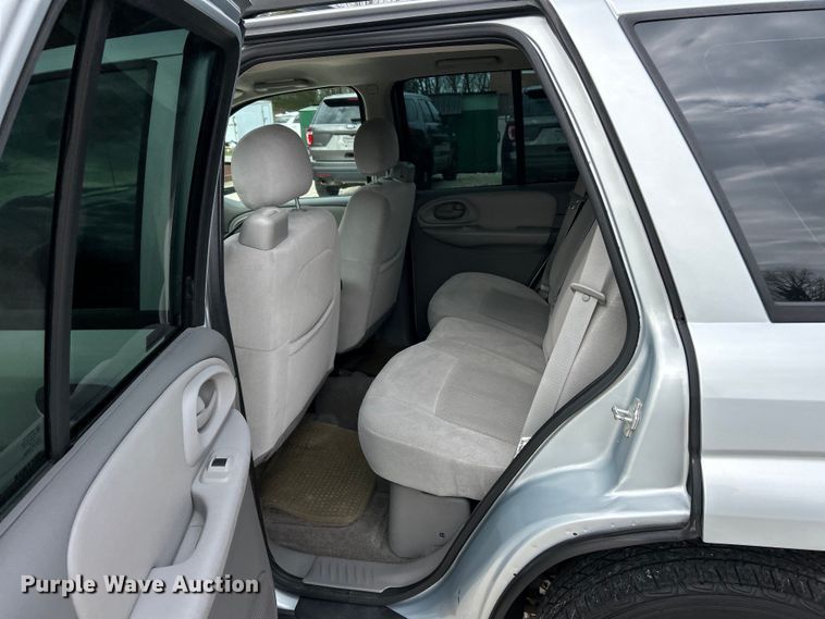 image for item EK4369 2008 Chevrolet Trailblazer LS SUV