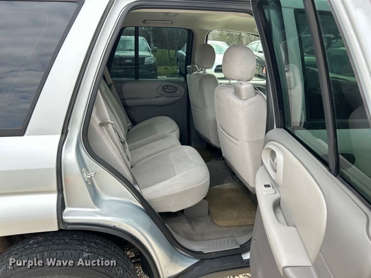 image for item EK4369 2008 Chevrolet Trailblazer LS SUV