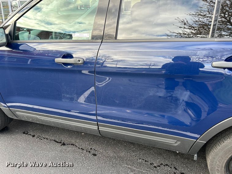 image for item EK4453 2018 Ford Explorer Police Interceptor  SUV