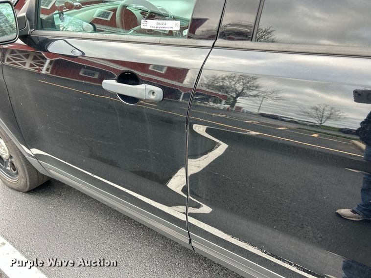 image for item EK4454 2017 Ford Explorer Police Interceptor  SUV