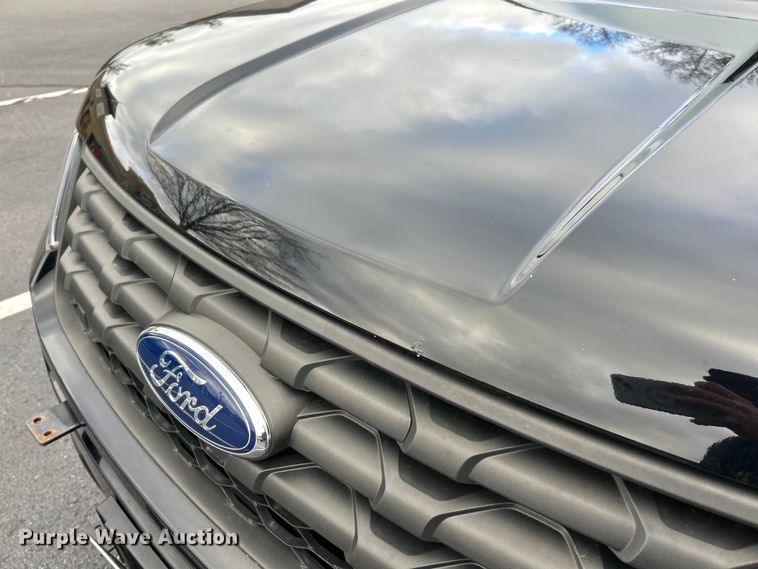 image for item EK4454 2017 Ford Explorer Police Interceptor  SUV