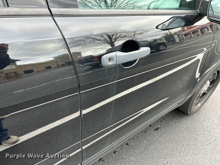 image for item EK4454 2017 Ford Explorer Police Interceptor  SUV