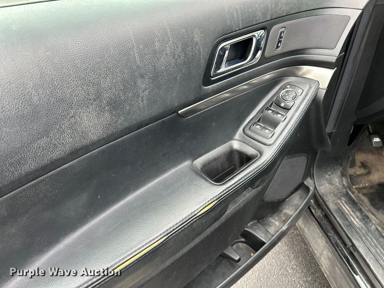 image for item EK4454 2017 Ford Explorer Police Interceptor  SUV