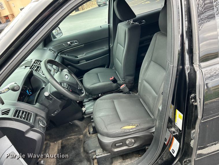 image for item EK4454 2017 Ford Explorer Police Interceptor  SUV