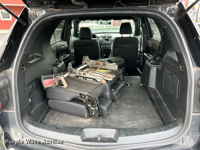 image for item EK4454 2017 Ford Explorer Police Interceptor  SUV