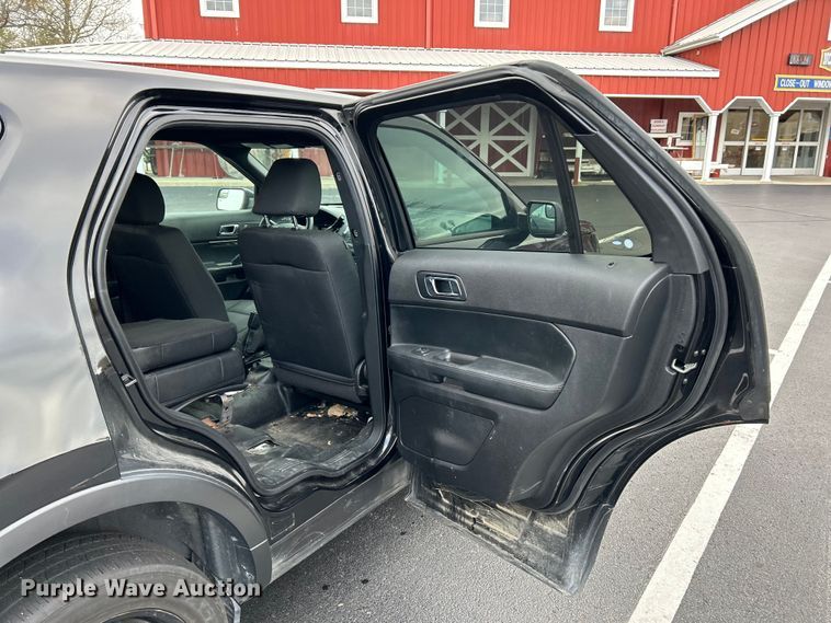 image for item EK4454 2017 Ford Explorer Police Interceptor  SUV