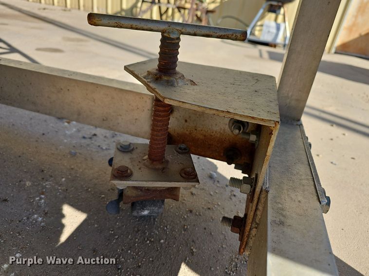 image for item EK5723 (2) metal steps