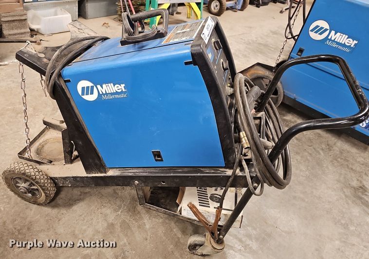 image for item EK5730 Miller Millermatic 135 welder