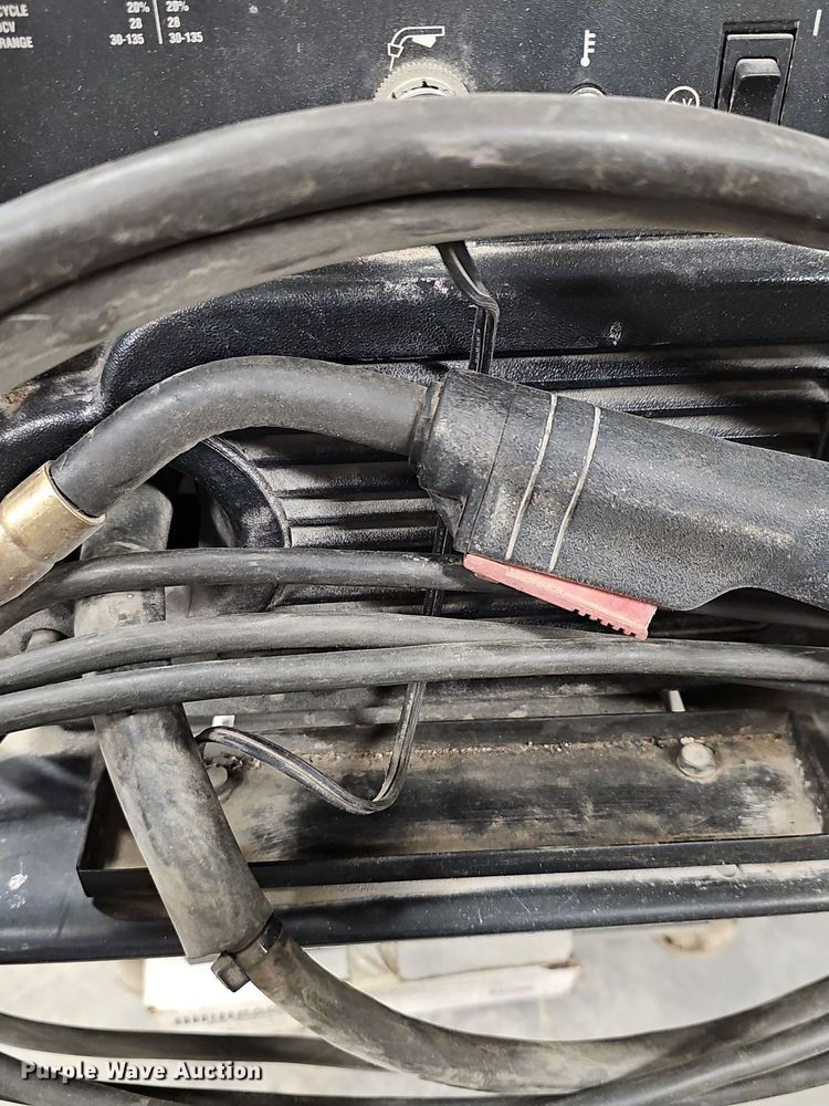 image for item EK5730 Miller Millermatic 135 welder