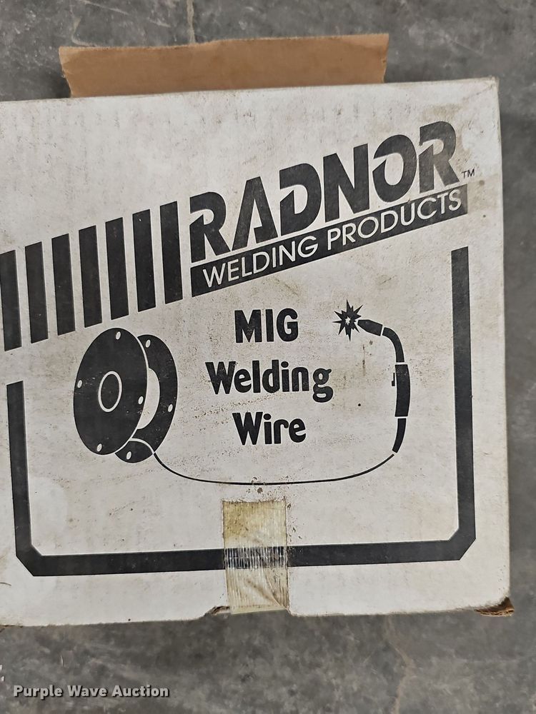 image for item EK5730 Miller Millermatic 135 welder