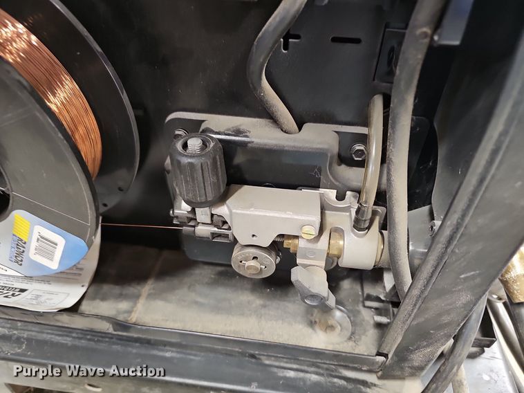 image for item EK5730 Miller Millermatic 135 welder