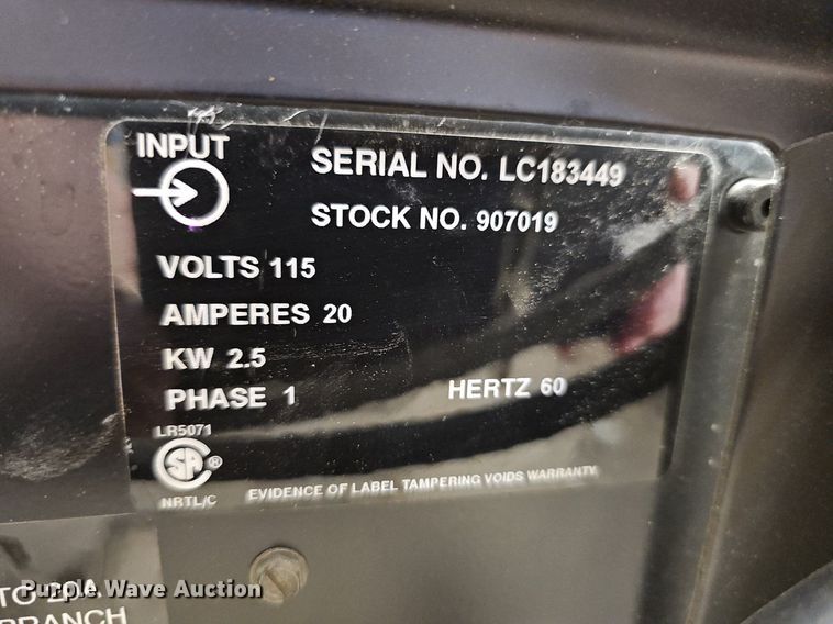 image for item EK5730 Miller Millermatic 135 welder