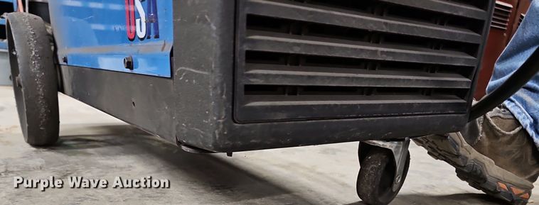 image for item EK5731 Miller  Millermatic 210 welder