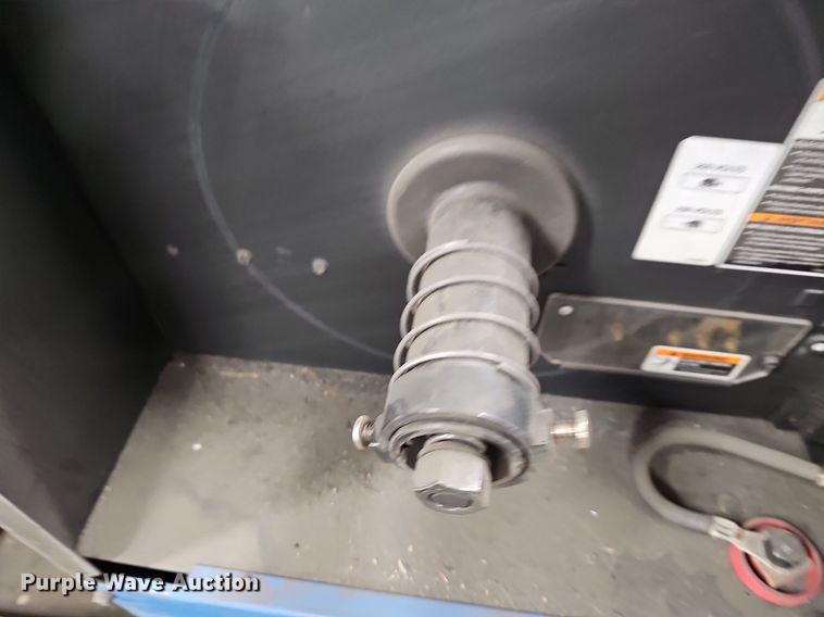 image for item EK5731 Miller  Millermatic 210 welder