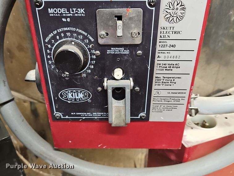 image for item EK5735 Skutt  LT3K kiln