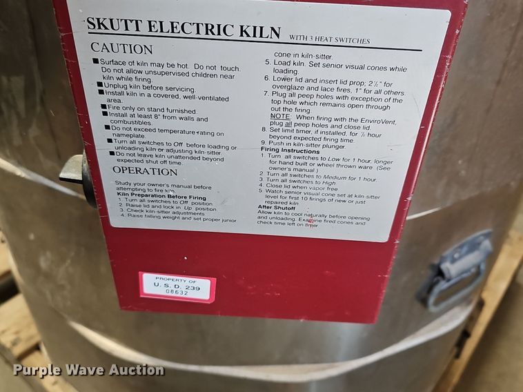 image for item EK5735 Skutt  LT3K kiln