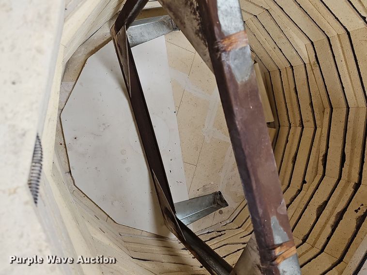 image for item EK5735 Skutt  LT3K kiln