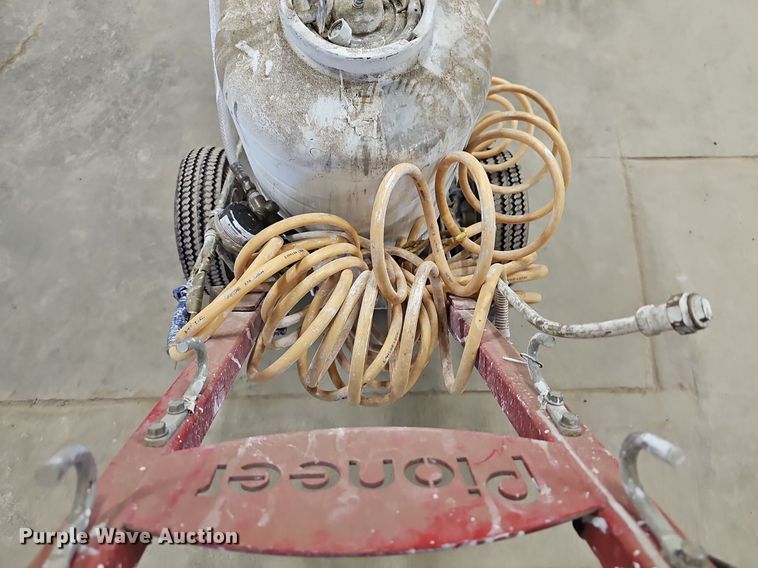 image for item EK5737 Pioneer paint sprayer